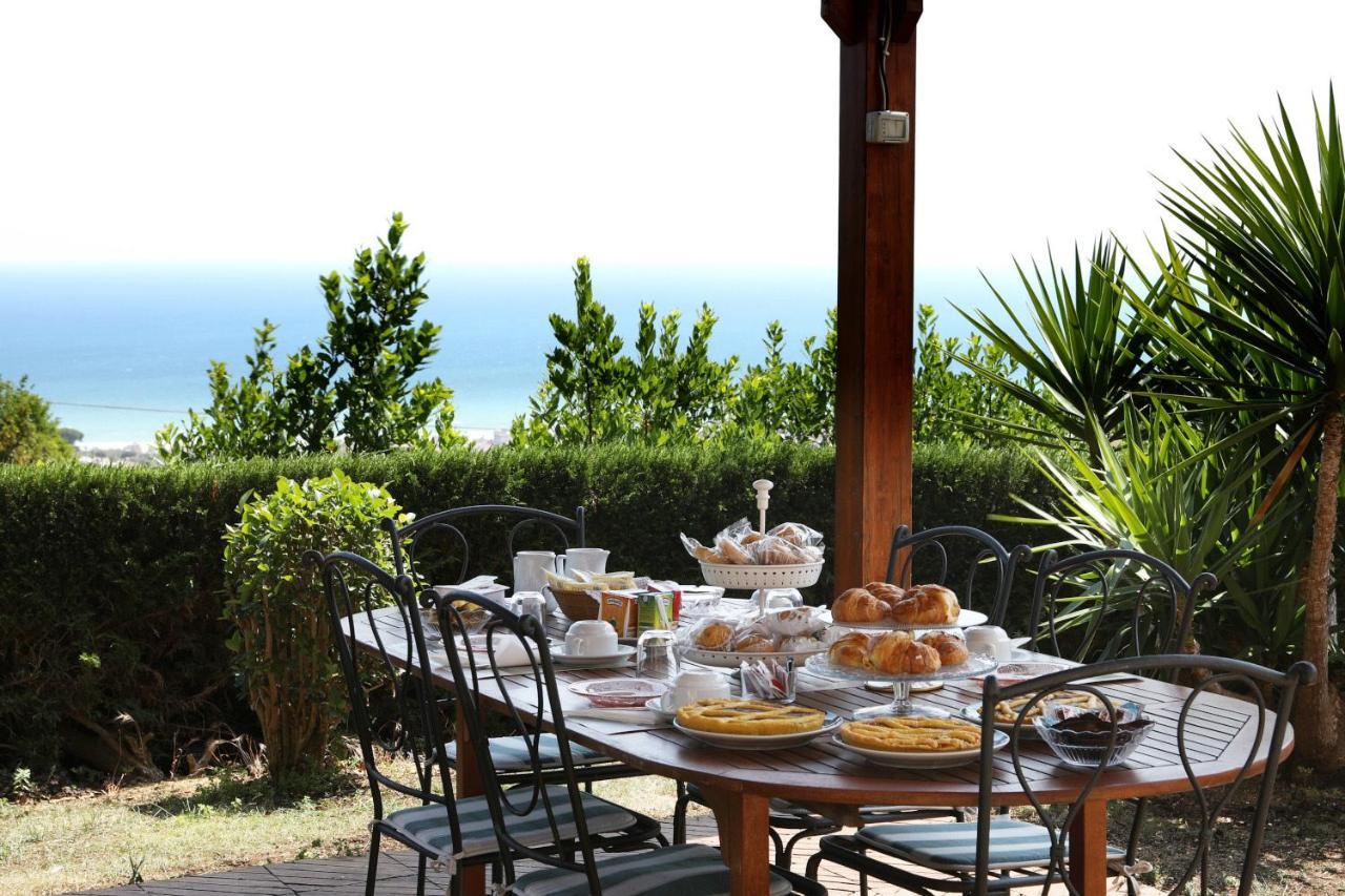 B&B Villa Floriana Tortoreto ภายนอก รูปภาพ