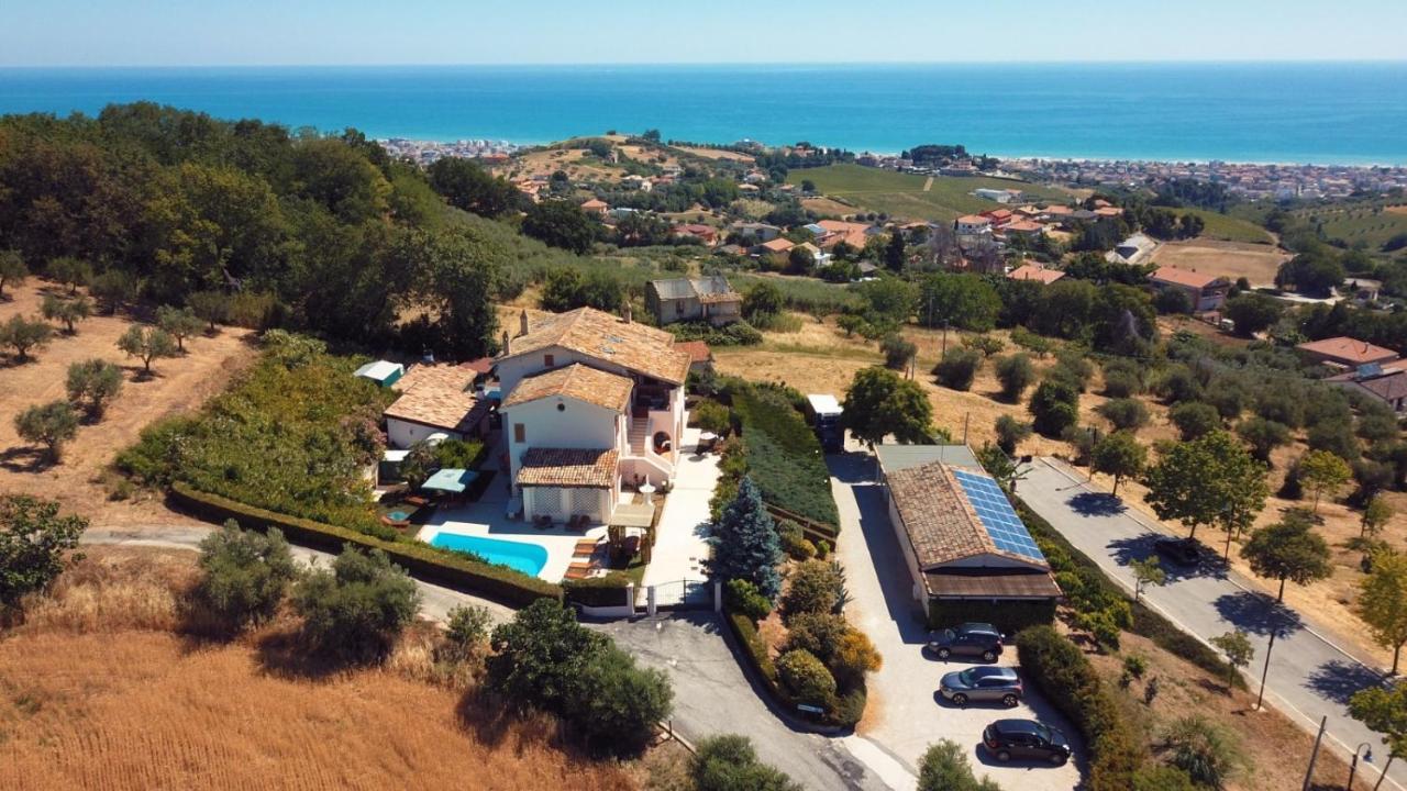 B&B Villa Floriana Tortoreto ภายนอก รูปภาพ