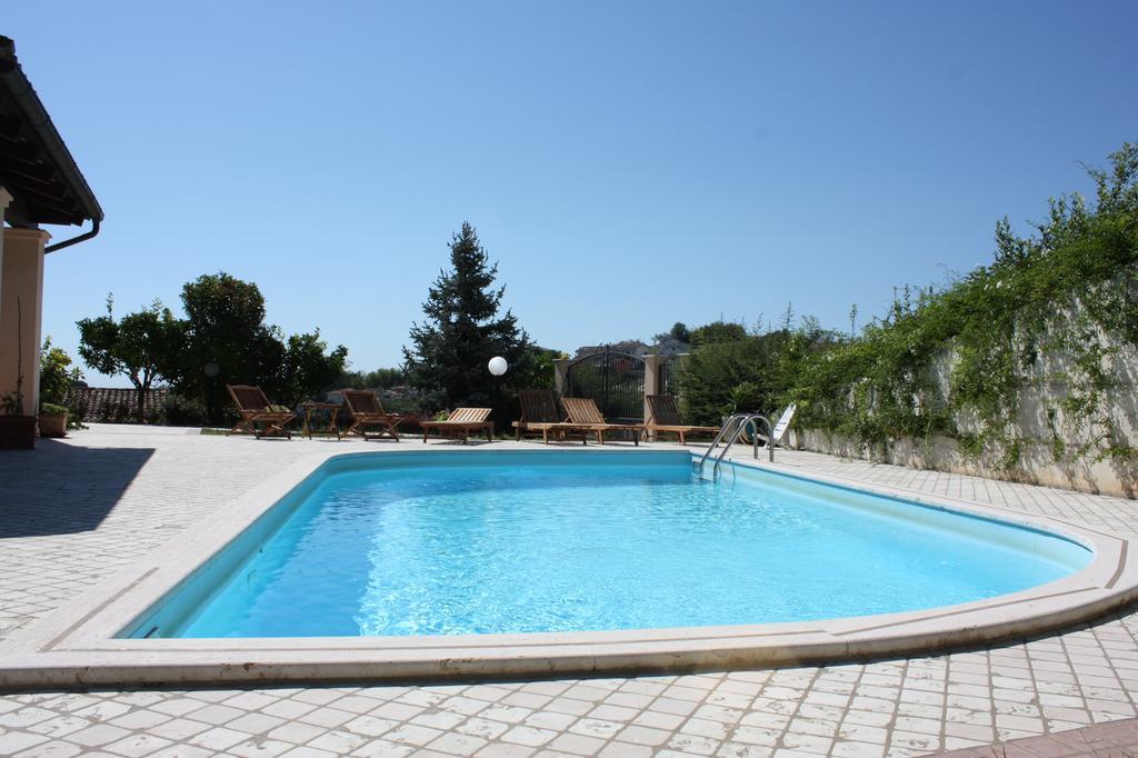 B&B Villa Floriana Tortoreto ภายนอก รูปภาพ