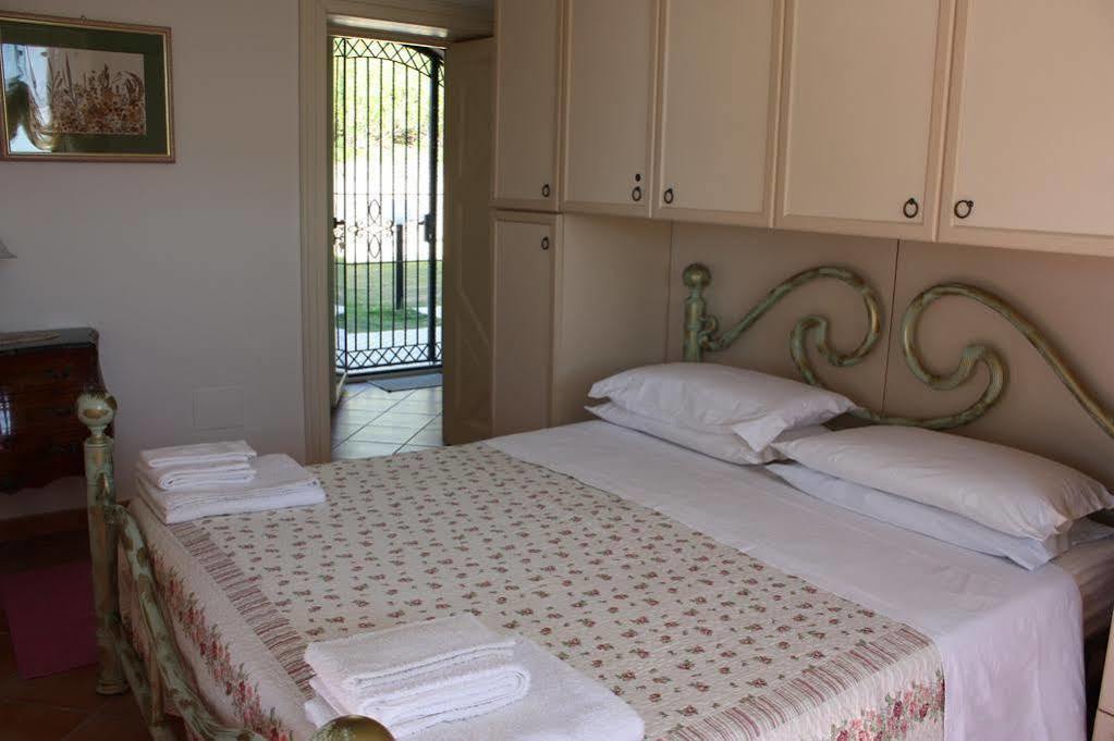 B&B Villa Floriana Tortoreto ภายนอก รูปภาพ